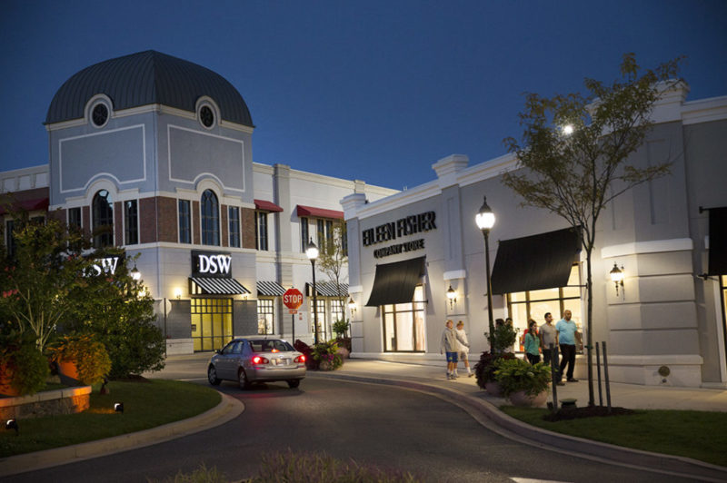 Re-envisioning restaurants, retail and events in mixed-use centers