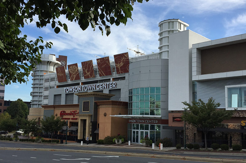 Department stores, omnichannels and lipstick sales reveal the health of retail