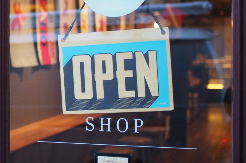 Multiple trends make 2022 a great time to have physical retail space